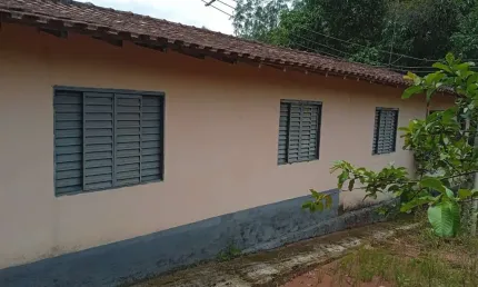 Chácara / sítio com 3 quartos à venda no Centro, Lorena  por R$ 900.000