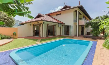 Casa para Venda em Florianópolis, Córrego Grande, 5 dormitórios, 3 suítes, 6 banheiros, 3 vagas