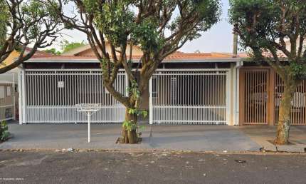 Casa para Venda em Araraquara, Jardim Brasília (Vila Xavier), 4 dormitórios, 3 banheiros, 3 vagas