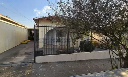 Casa com 2 quartos à venda na Vila Harmonia, Araraquara 
