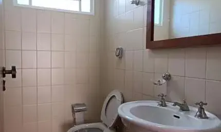 Sobrado para Venda em Araraquara, Vila Harmonia, 3 dormitórios, 1 suíte, 3 banheiros, 10 vagas