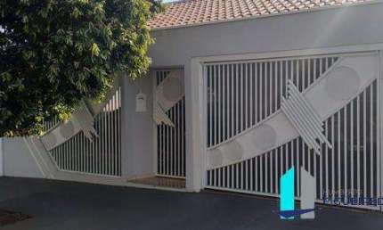 Casa para Venda em Araraquara, Jardim Tabapuã (Vila Xavier), 3 dormitórios, 3 banheiros, 3 vagas