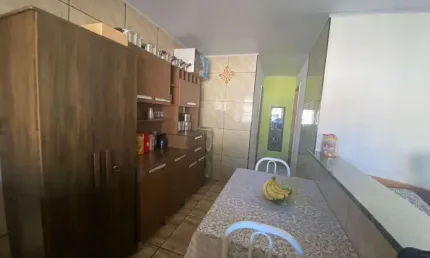 Casa para Venda em Araraquara, Conjunto Habitacional Victório de Santi, 1 dormitório, 1 banheiro, 3 vagas