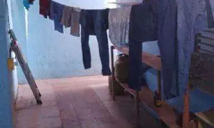 Casa em Condomínio para Venda em Araraquara, Conjunto Habitacional Victório de Santi, 2 dormitórios, 1 banheiro, 1 vaga