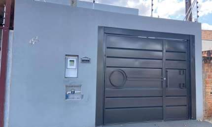 Casa para Venda em Araraquara, Jardim Pinheiros (Vila Xavier), 2 dormitórios, 2 banheiros, 1 vaga