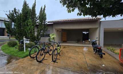 Casa em Condomínio para Venda em Araraquara, Residencial Village Damha, 3 dormitórios, 1 suíte, 3 banheiros, 4 vagas