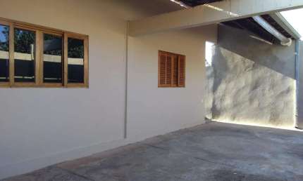 Casa para Venda em Américo Brasiliense, Jardim Maria Luiza, 2 dormitórios, 2 banheiros, 2 vagas