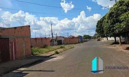 Casa para Venda em Araraquara, Jardim Victório Antônio de Santi II, 2 dormitórios, 1 banheiro, 2 vagas