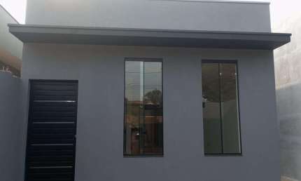 Casa para Venda em Araraquara, Jardim dos Manacás, 2 dormitórios, 1 suíte, 1 banheiro, 1 vaga