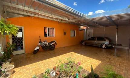 Casa para Venda em Araraquara, Jardim Roberto Selmi Dei, 3 dormitórios, 1 suíte, 2 banheiros, 3 vagas