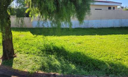 Terreno à venda na Condomínio Altos Do Jaraguá, 1, Altos do Jaraguá, Araraquara