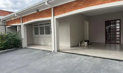 Casa para Venda em Araraquara, Centro, 3 dormitórios, 1 suíte, 3 banheiros, 4 vagas