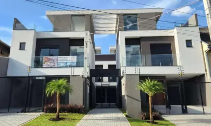 sobrados/casa novos em condominio de alto padrão de construção em Curitiba-PR