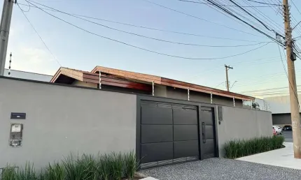 Casa com 3 quartos à venda na rua faustino custódio dos santos, s/n, parque cidade nova, mogi guaçu por r$ 850.000