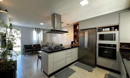 Casa em condomínio fechado com 3 quartos à venda na Avenida Expedito Quartieri, 1300, Mirante, Mogi Mirim por R$ 550.000