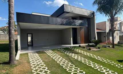 Casa em condomínio fechado com 3 quartos à venda na Rua Rosalvo José de Britto, S/N, Zona Rural, Estiva Gerbi por R$ 1.250.000
