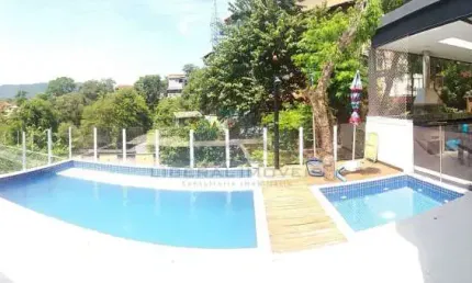 Casa em condomínio fechado com 3 quartos à venda no Sape