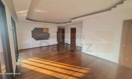 Apartamento no JARDIM para venda ou locação com 181m², 3 quartos 1 suíte e 2 vagas