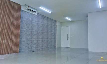 SALA A VENDA NO CHÁCARA URBANA - EDIFÍCIO COMERCIAL GOLDEN OFFICE EM JUNDIAÍ/SP.