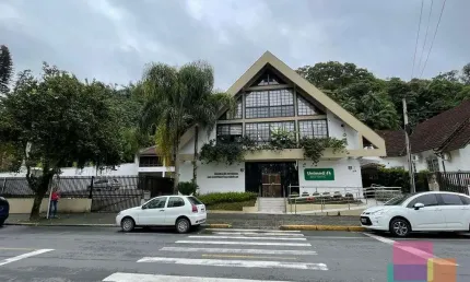 Prédio à venda na Rua Otto Boehm, --, América, Joinville por R$ 11.000.000