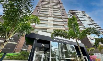 Apartamento com 4 quartos à venda na Rua Otto Boehm, --, América, Joinville por R$ 2.000.320