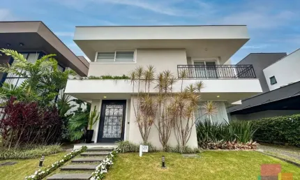 Casa em condomínio fechado com 3 quartos à venda na Estrada Blumenau, --, Vila Nova, Joinville por R$ 2.366.000