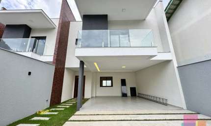 Casa com 3 quartos à venda na Rua Recreativa Antárctica, --, América, Joinville por R$ 1.489.000