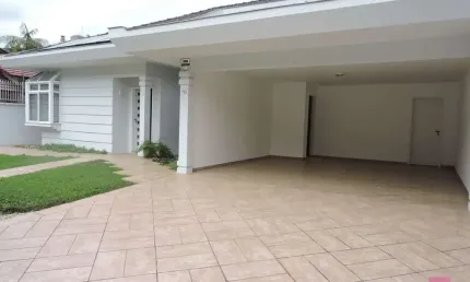 Casa com 4 quartos à venda na Rua Campo Alegre, --, Glória, Joinville por R$ 2.280.000