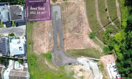 Terreno à venda na Rua Alceu Koehntopp, --, América, Joinville por R$ 1.380.362