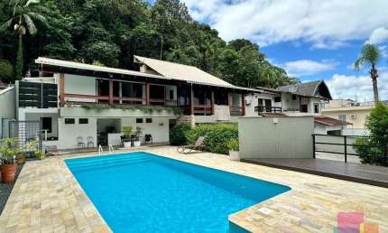 Casa com 4 quartos à venda na Rua Rodolfo Plotow, --, Costa e Silva, Joinville por R$ 2.450.000