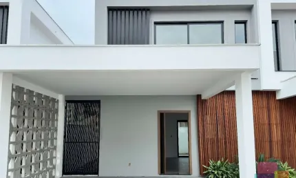 Casa em condomínio fechado com 3 quartos à venda na rua marcos joão serafim, --, vila nova, joinville por r$ 640.000