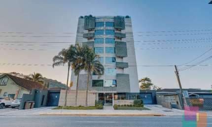 Apartamento com 3 quartos para alugar na Rua Max Colin, --, América, Joinville por R$ 3.900