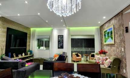 Maravilhosa cobertura no Bairro Santa Paula, um dos mais nobres de São Caetano do Sul/SP!  Esse apartamento duplex conta com 4 suítes com banheiro pri