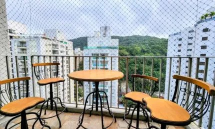 Belo apartamento de 95m² à 200m da praia das pitangueiras no guarujá/sp!  amplo apartamento com 3 dormitórios