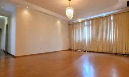Apartamento à venda no Centro de São Bernardo do Campo-SP: 3 quartos, 3 salas, 2 banheiros, 2 vagas de garagem. Oportunidade única!