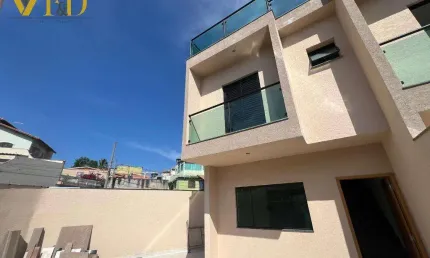 Sobrado à venda em São Paulo, Cidade Patriarca, com 2 suítes, com 117 m²