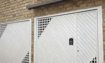 Sobrado à venda em São Paulo, Vila Carrão, com 3 suítes, com 125 m²