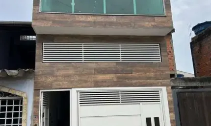 Sobrado à venda em São Paulo, Burgo Paulista, com 3 suítes, com 240 m²
