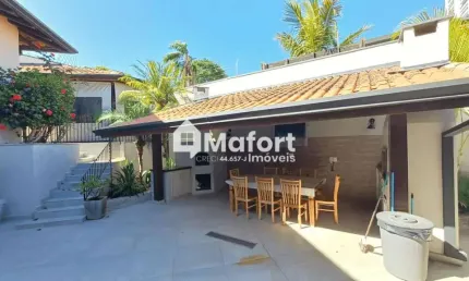 Casa para Venda em Mogi das Cruzes, Vila Nova Socorro, 3 dormitórios, 3 suítes, 4 banheiros, 4 vagas