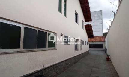 Casa espaçosa com 4 dormitórios à venda no Jardim Armênia, Mogi das Cruzes