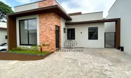 Casa em condomínio, com 03 dormitórios, ao lado da Av Lucas em Atibaia