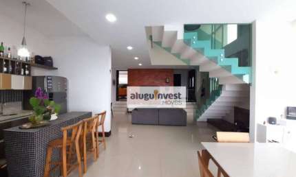 Casa para alugar, 261 m² por R$ 11.775,00/mês - Centro - São José/SC