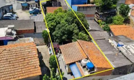 Terreno à venda no Jardim das Belezas, Carapicuíba 