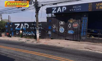 Sala comercial para alugar no Altos da Santa Lúcia, Carapicuíba 