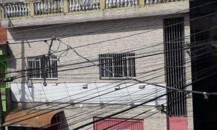 Casa com 10 quartos à venda na Vila Veloso, Carapicuíba 