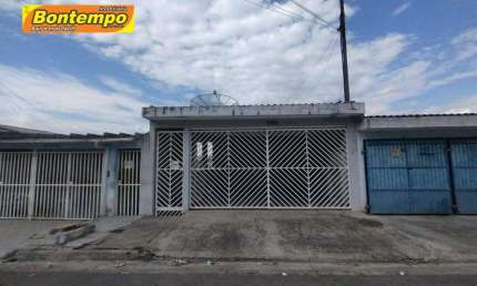 CASA COM 03 DORMITÓRIOS - JD. SANTA BRIGIDA - CARAPICUIBA - ALUGUE!