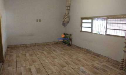CASA JARDIM PROGRESSO I 1 QUARTO I 1 SUITE I 2 BANHEIROS I 1 SALA I 4 VAGAS