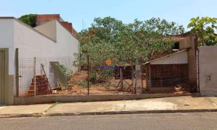 Terreno à venda na Vila Garcia, Bauru 