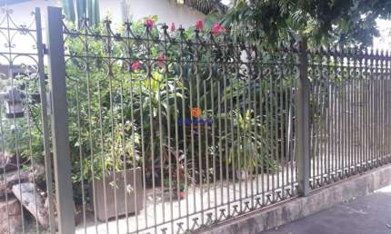CASA EM PIRATININGA I 2 QUARTOS I 2 BANHEIROS I 1 SALA I 3 GARAGENS