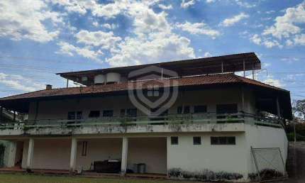 Chácara à Vendas jardim Ivone Bauru, com lazer completo e Casa com 5 Quartos